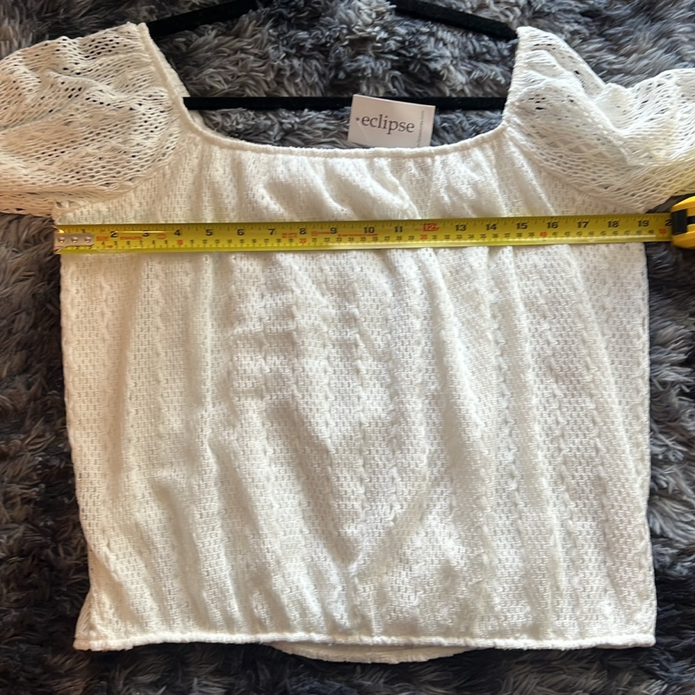 Eclipse Crochet Long-Sleeve Off-The-Shoulder Top - Picture 7 of 11